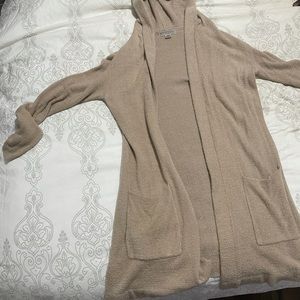 EUC Barefoot Dreams Hooded Duster Sz xs/s